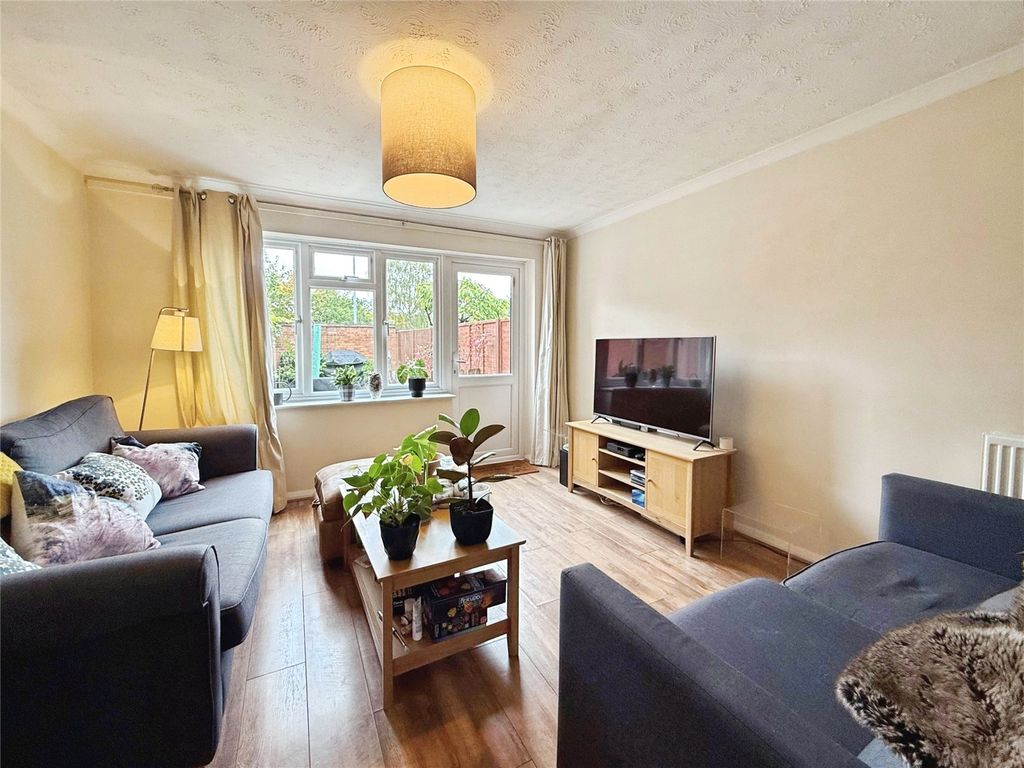 Property photo 3 of 15 Picture No. 17