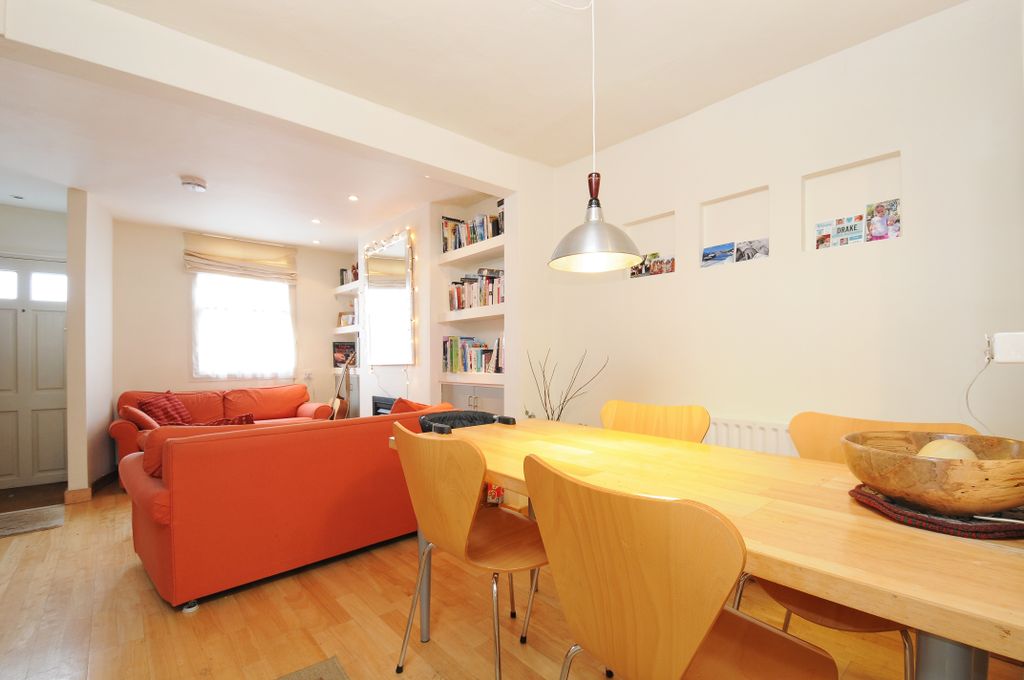Property photo 3 of 7 Dining Room