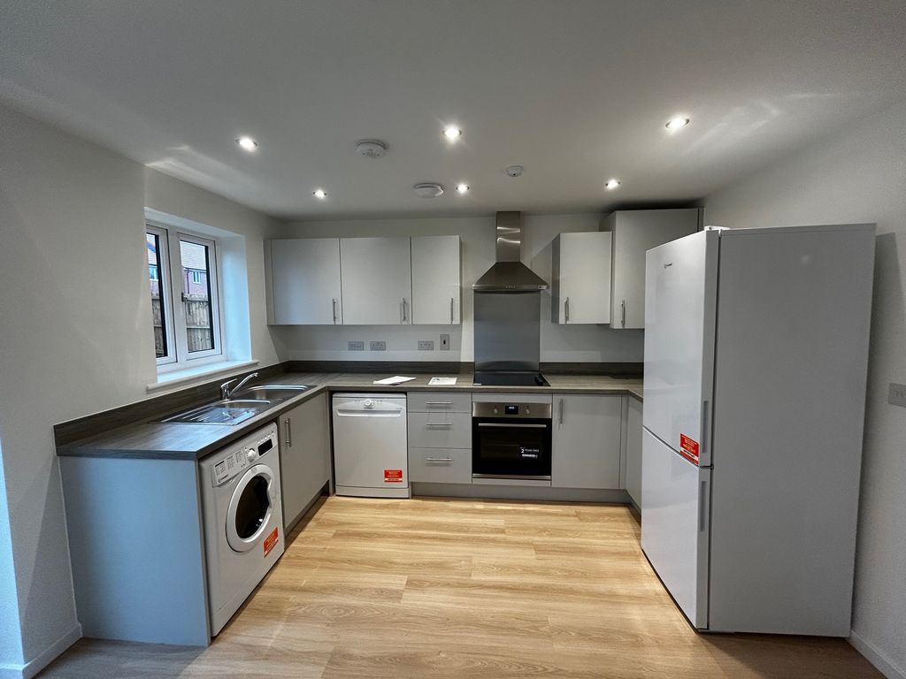 Property photo 2 of 14 Image