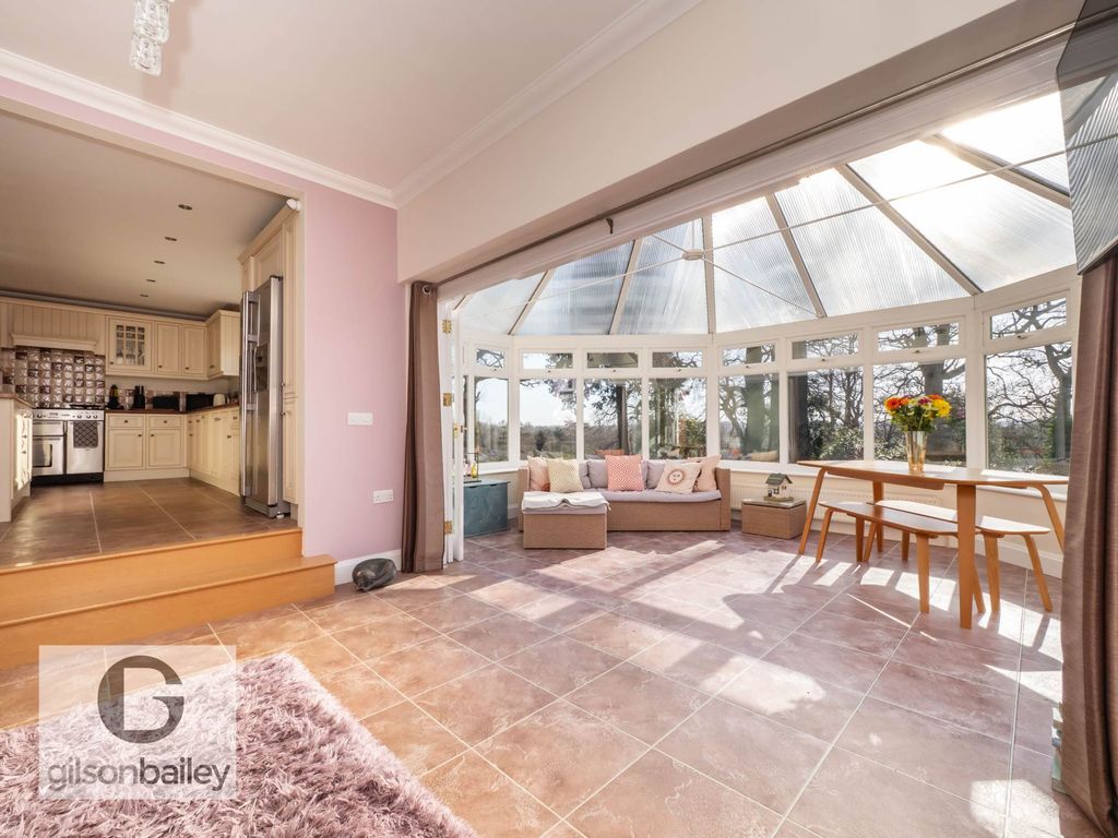 Property photo 3 of 43