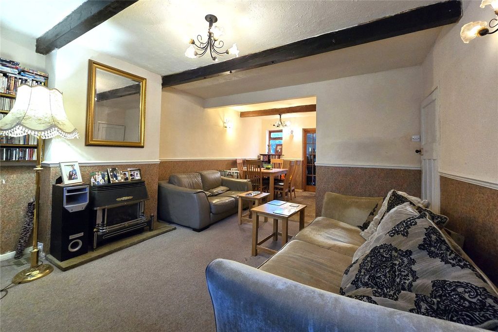 Property photo 2 of 22 Picture No. 13