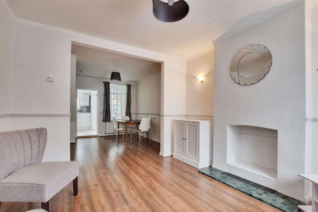 Property photo 2 of 11 39959207-Dsc_0087-Dsc_0089.Jpg