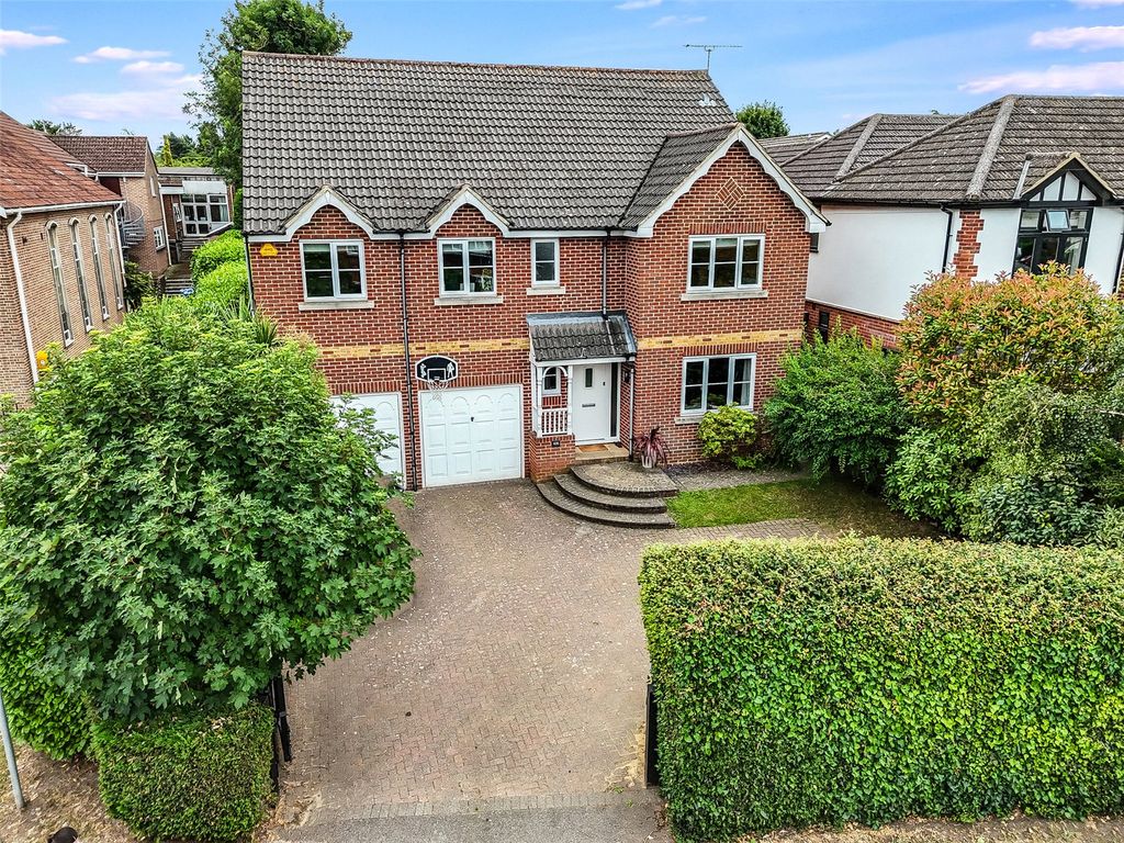Property photo 1 of 17 Front Aerial