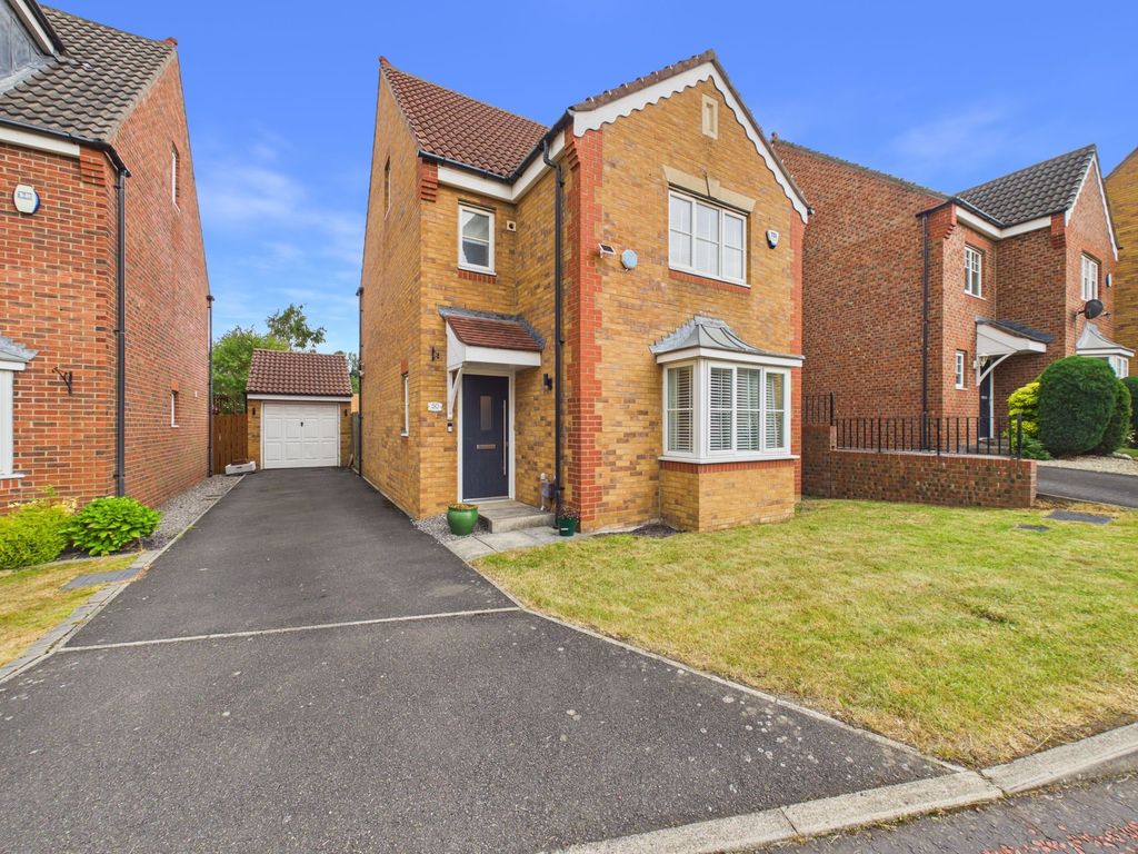 Property photo 1 of 15 External