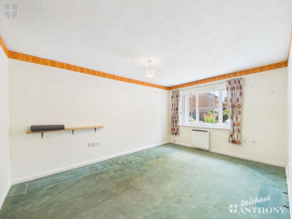 Property photo 2 of 8 Cam03218G0-Pr1112-Still001