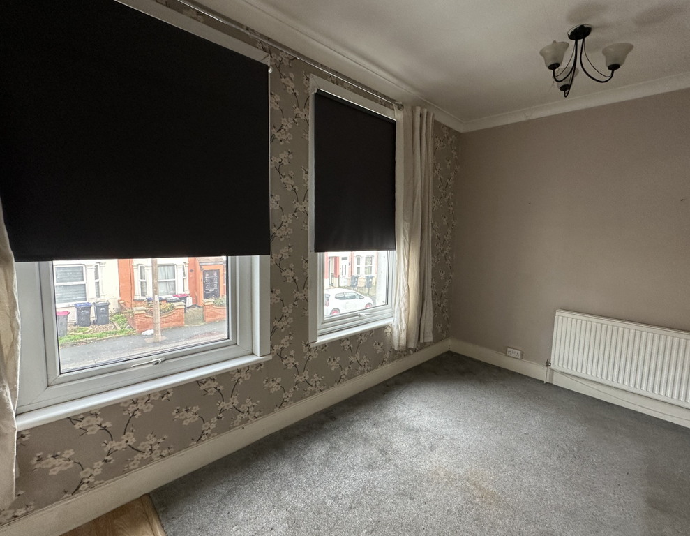 Property photo 2 of 5 Photo 2