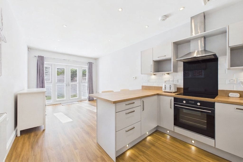 Property photo 2 of 7 Picture No. 02