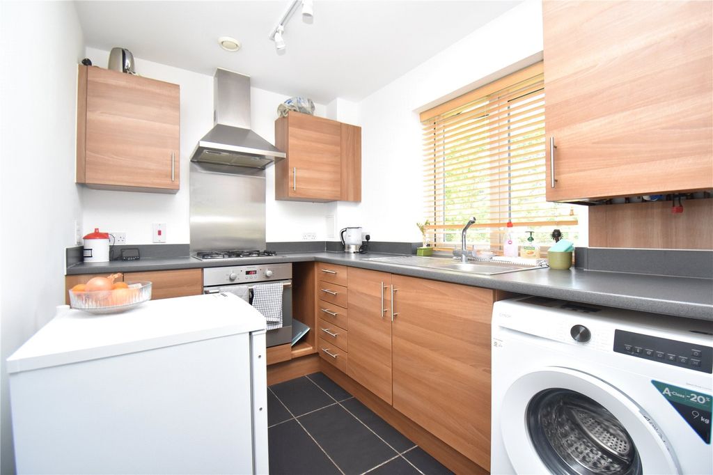 Property photo 3 of 10 Picture No. 15