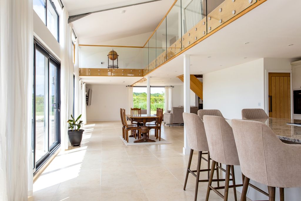 Property photo 3 of 18 The Meadows 31805...