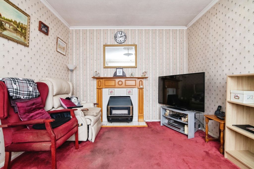 Property photo 2 of 17 Pbox-Img.Jpg