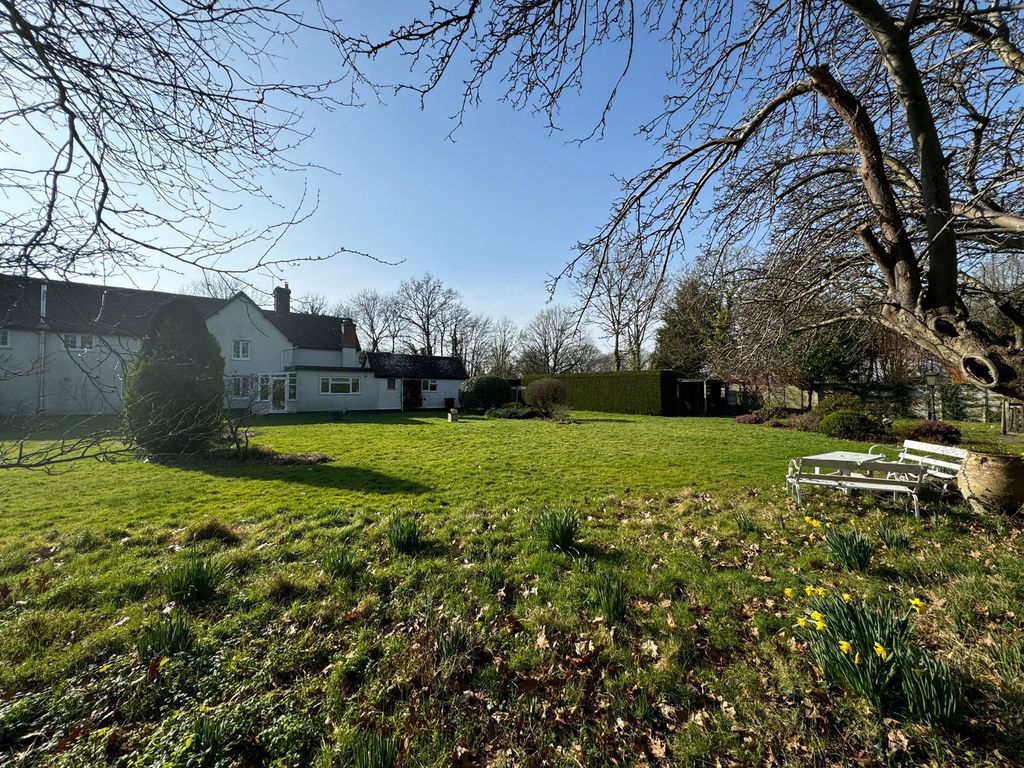 Property photo 3 of 32