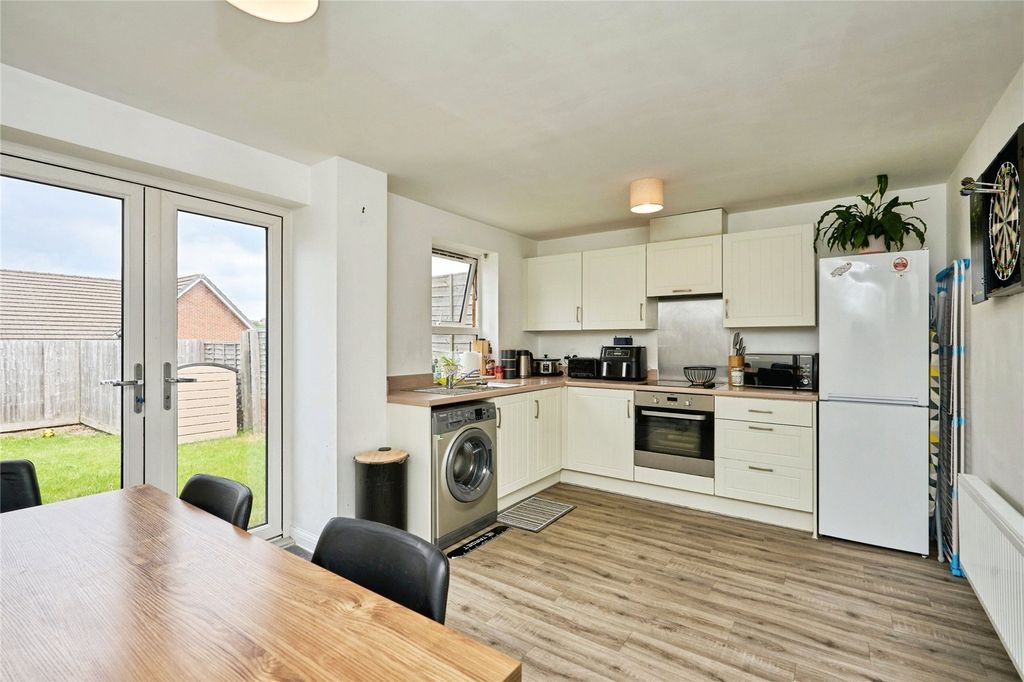 Property photo 1 of 14 Kitchen