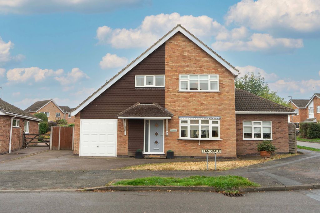 Property photo 1 of 22