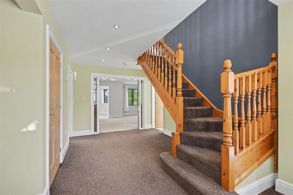 Property photo 3 of 69 Entrance Hall_1.Jpeg