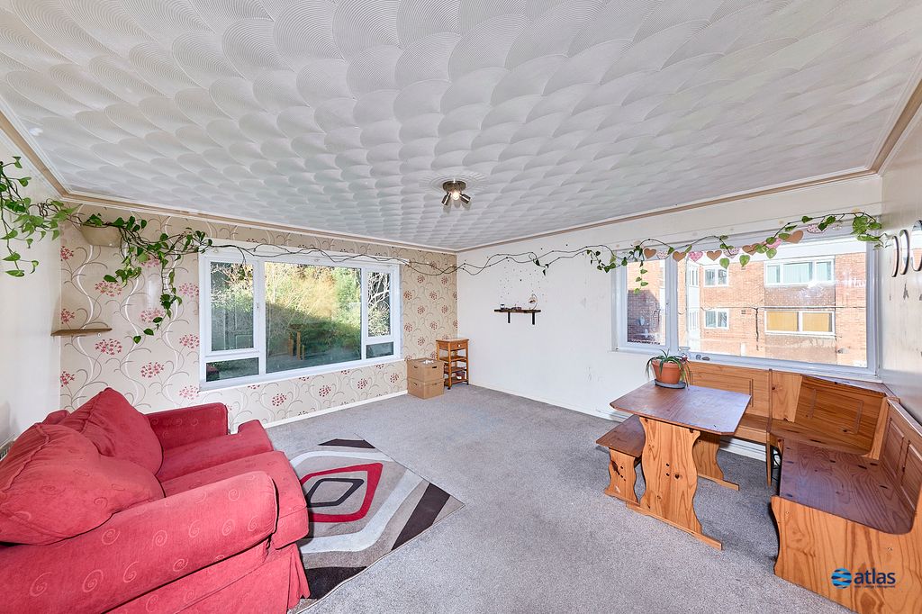 Property photo 2 of 14 Loungr