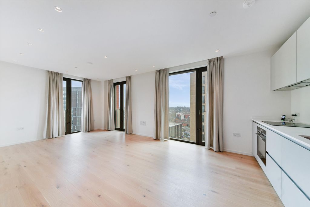 Property photo 1 of 12 Image