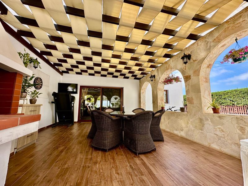Property photo 2 of 17 Outside Dining Area