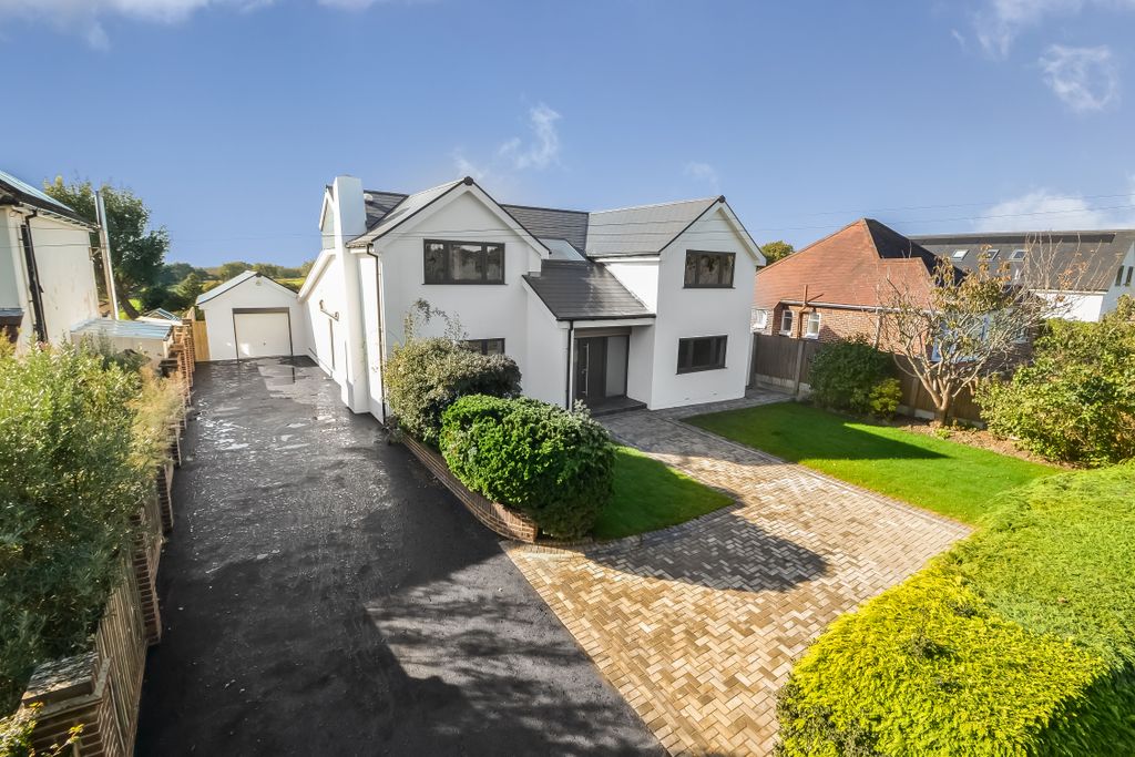 Property photo 1 of 21