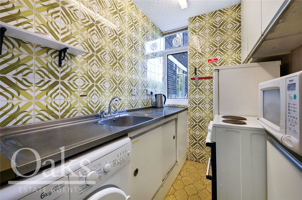 Property photo 3 of 8 Picture No. 04