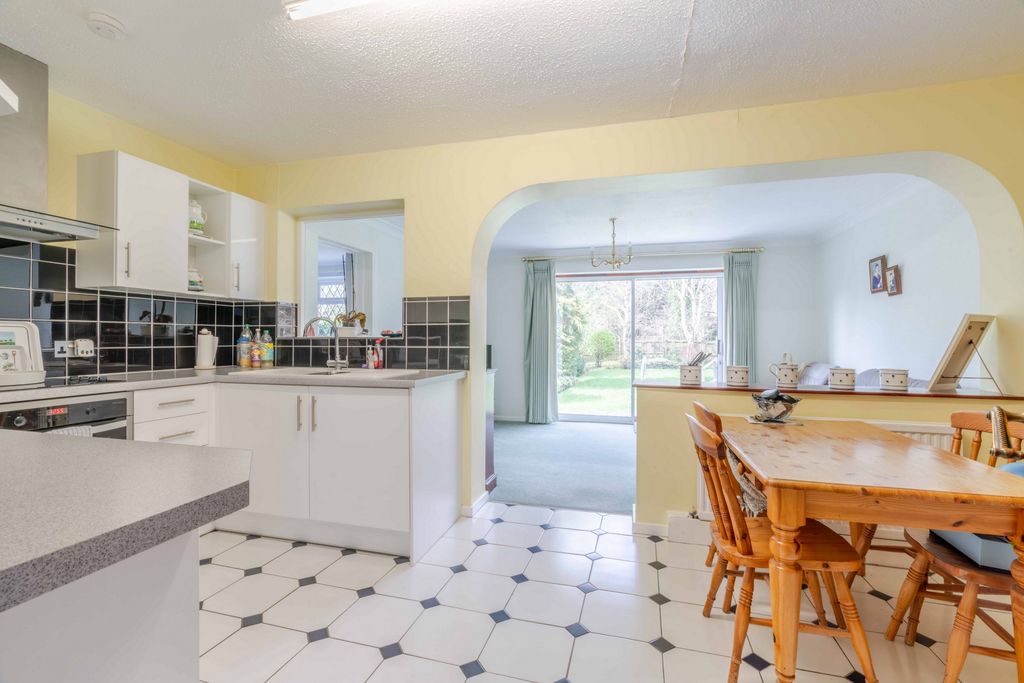 Property photo 3 of 23 Photo 23