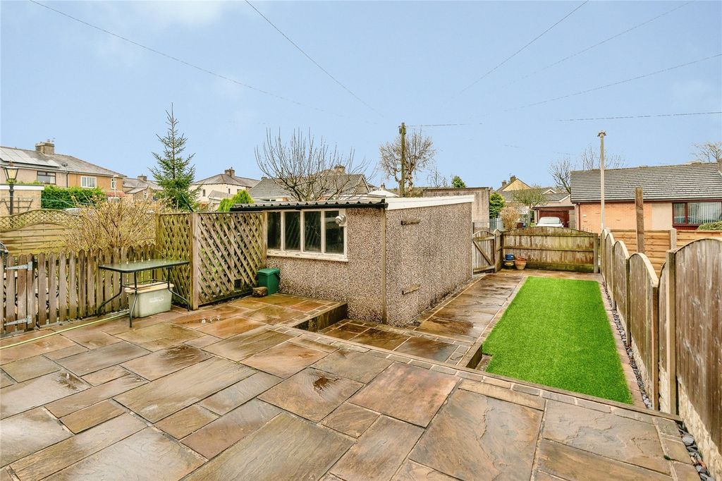 Property photo 3 of 20 Picture No. 32