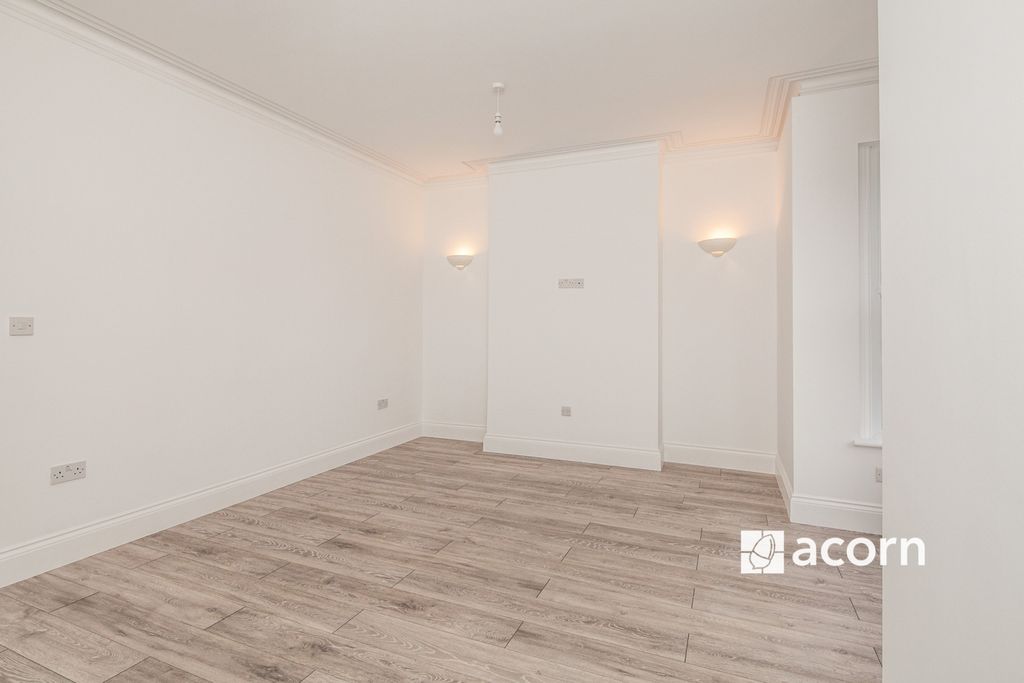 Property photo 3 of 10 9c9c2d94-93B5-F01...