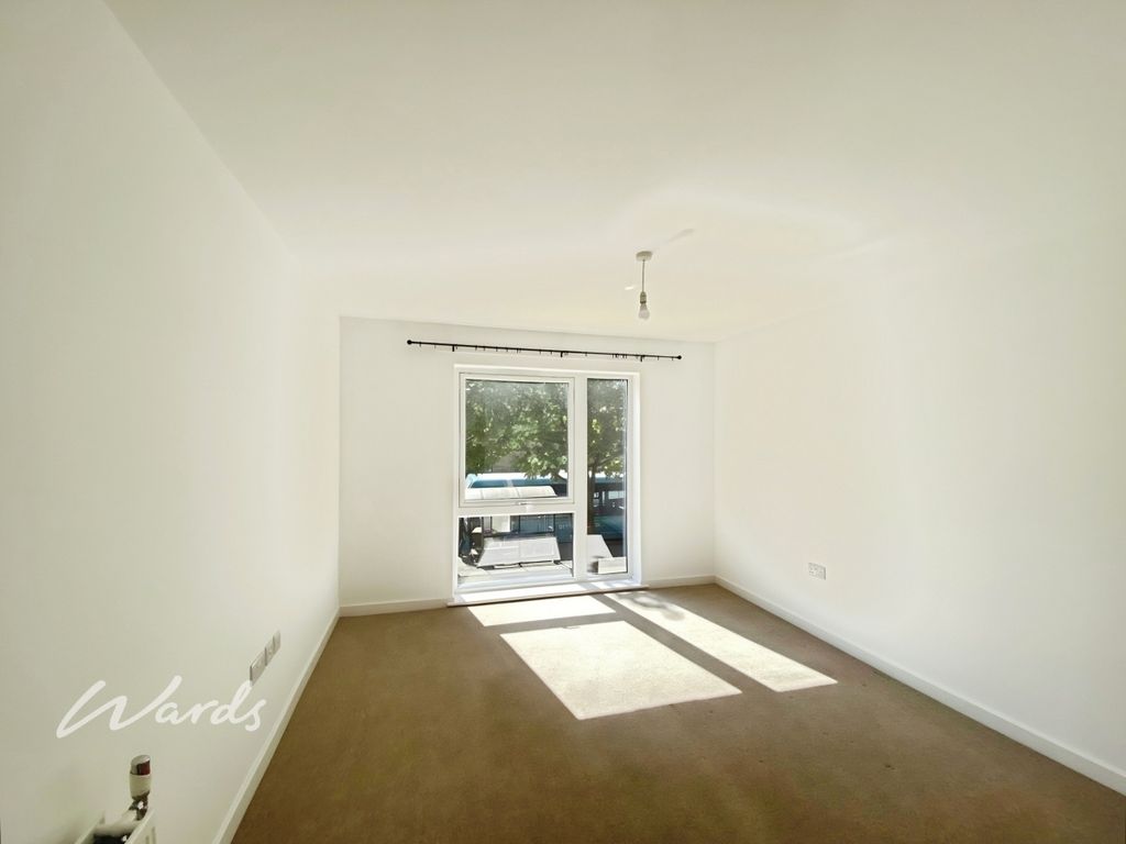 Property photo 3 of 8 Bedroom