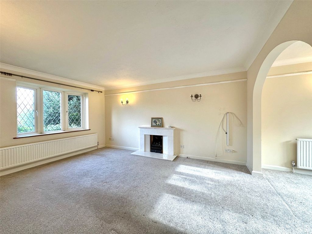 Property photo 2 of 14 Picture No. 13
