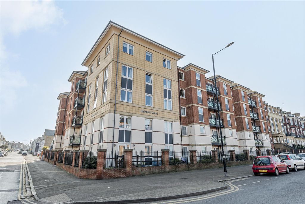 Property photo 1 of 21 1 Bedroom Apartment For Sale In Margate By Guildcr