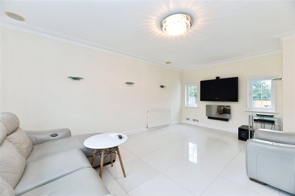 Property photo 2 of 21 Picture No. 59