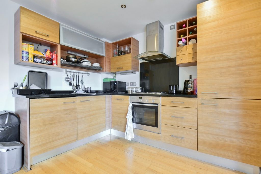 Property photo 2 of 11 Jpg