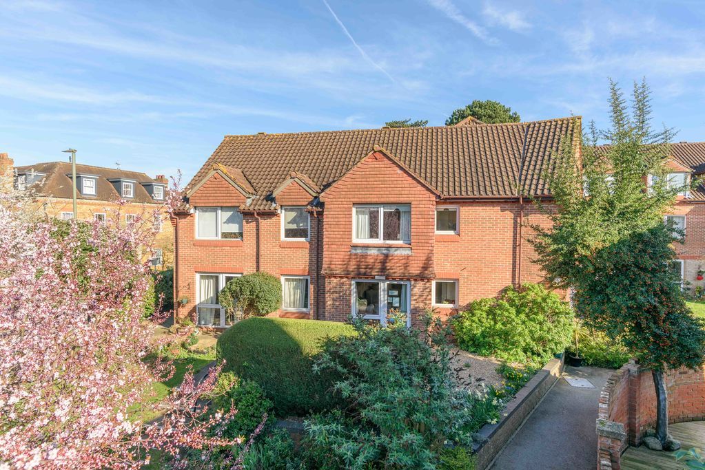 Property photo 1 of 10 Photo 10