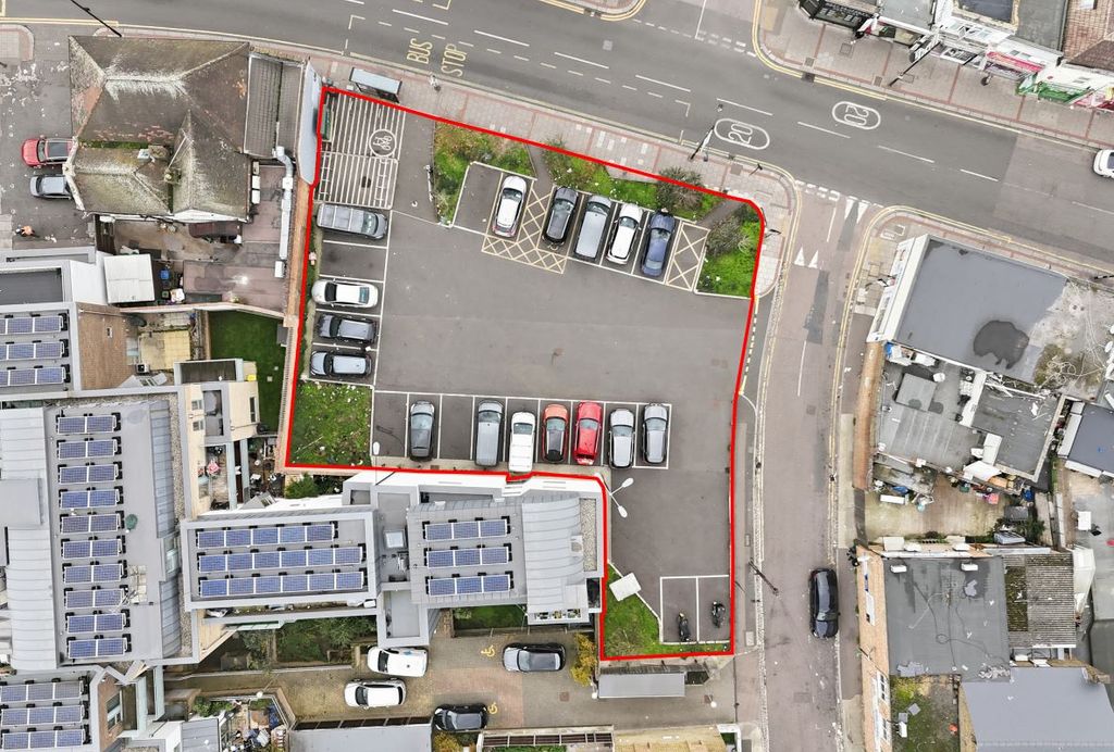 Property photo 3 of 9