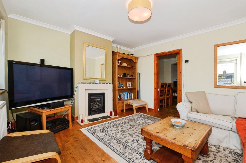 Property photo 3 of 20