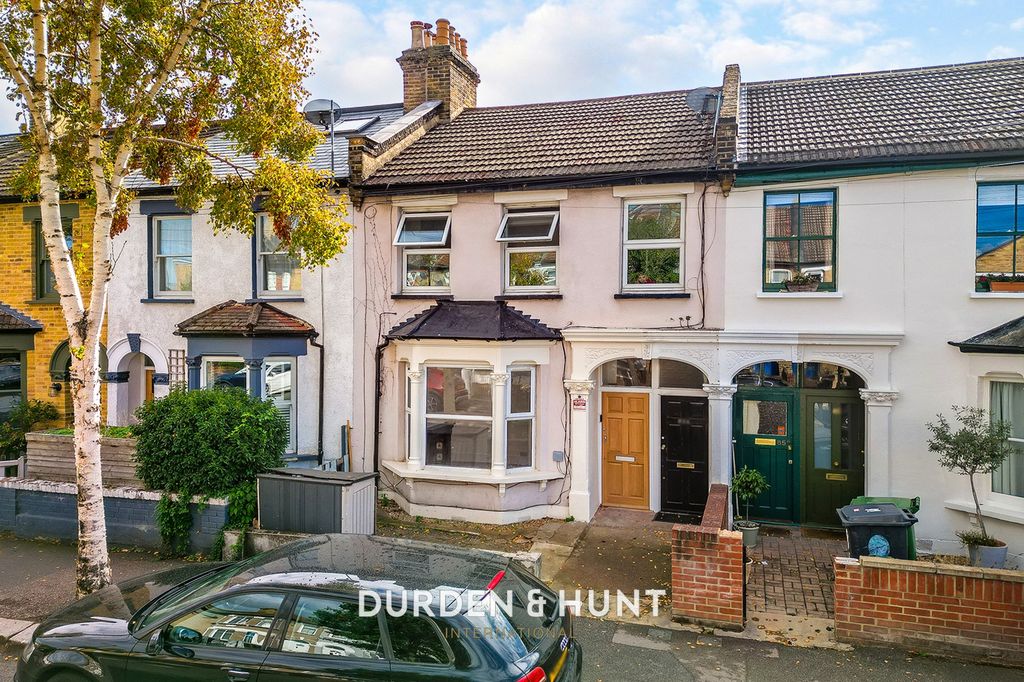 Property photo 1 of 19