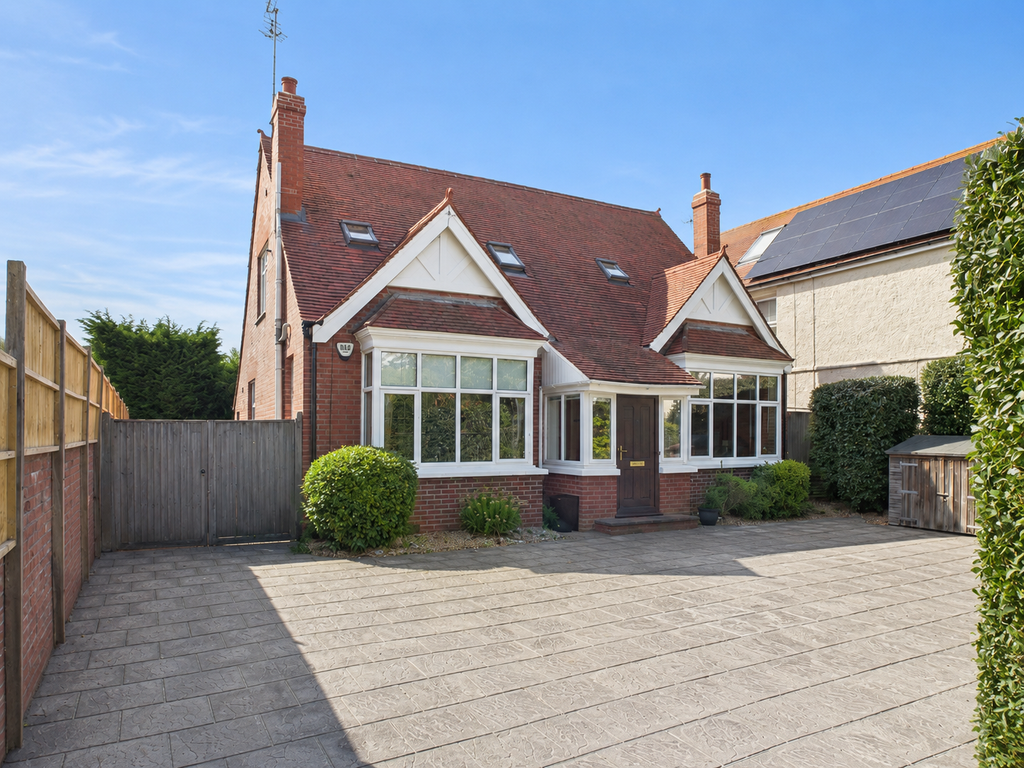 Property photo 1 of 27