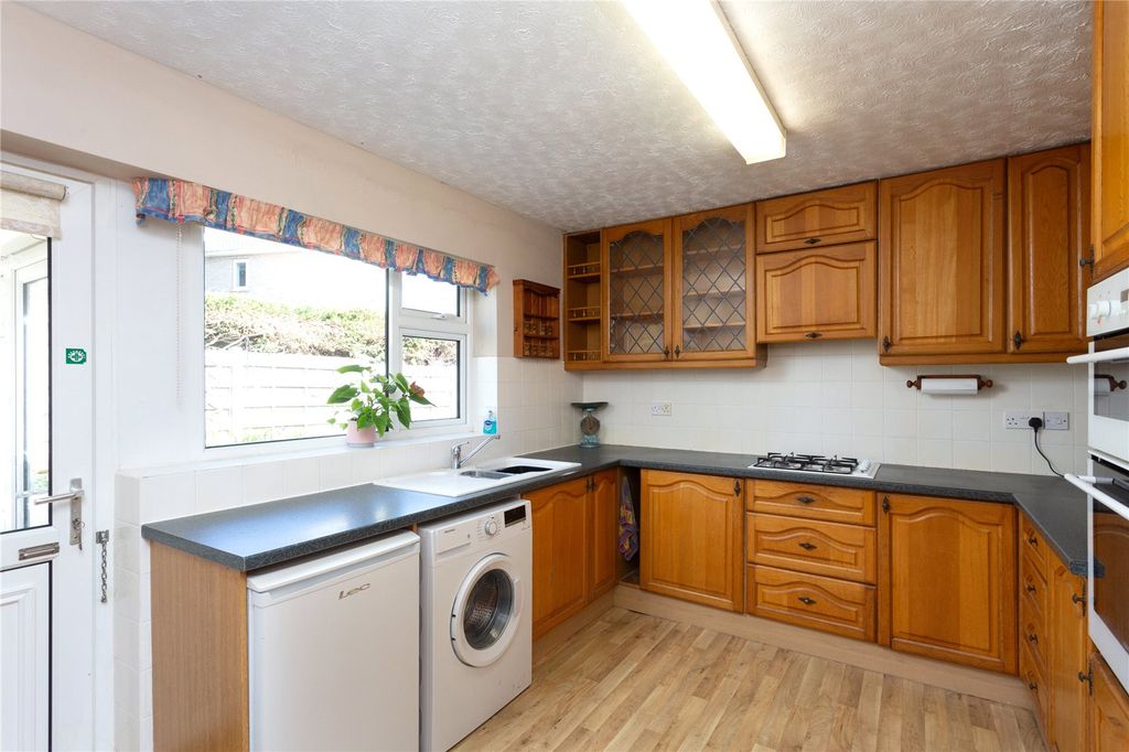 Property photo 2 of 11 Photo