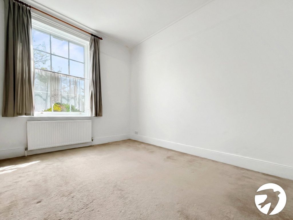 Property photo 3 of 8 Picture No. 13