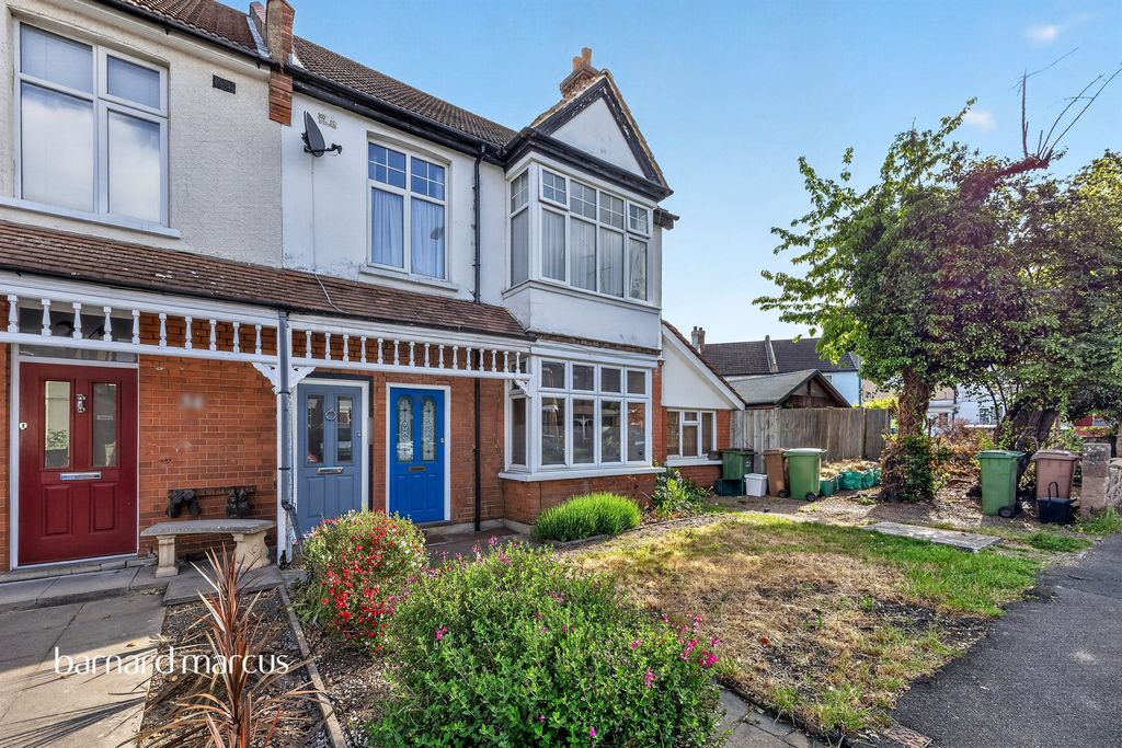 Property photo 1 of 7