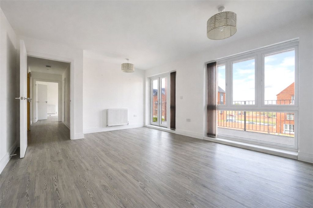 Property photo 3 of 12 Picture No. 31