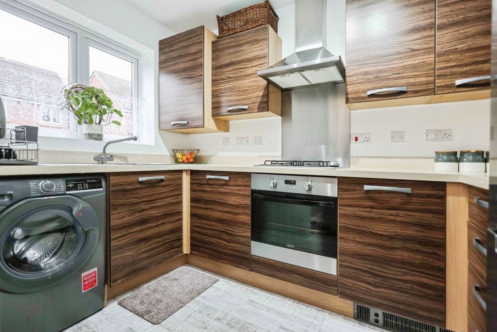 Property photo 3 of 17