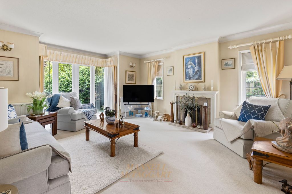 Additional image 4 of 4 bed detached house for saleHoltye Road, East Grinstead RH19