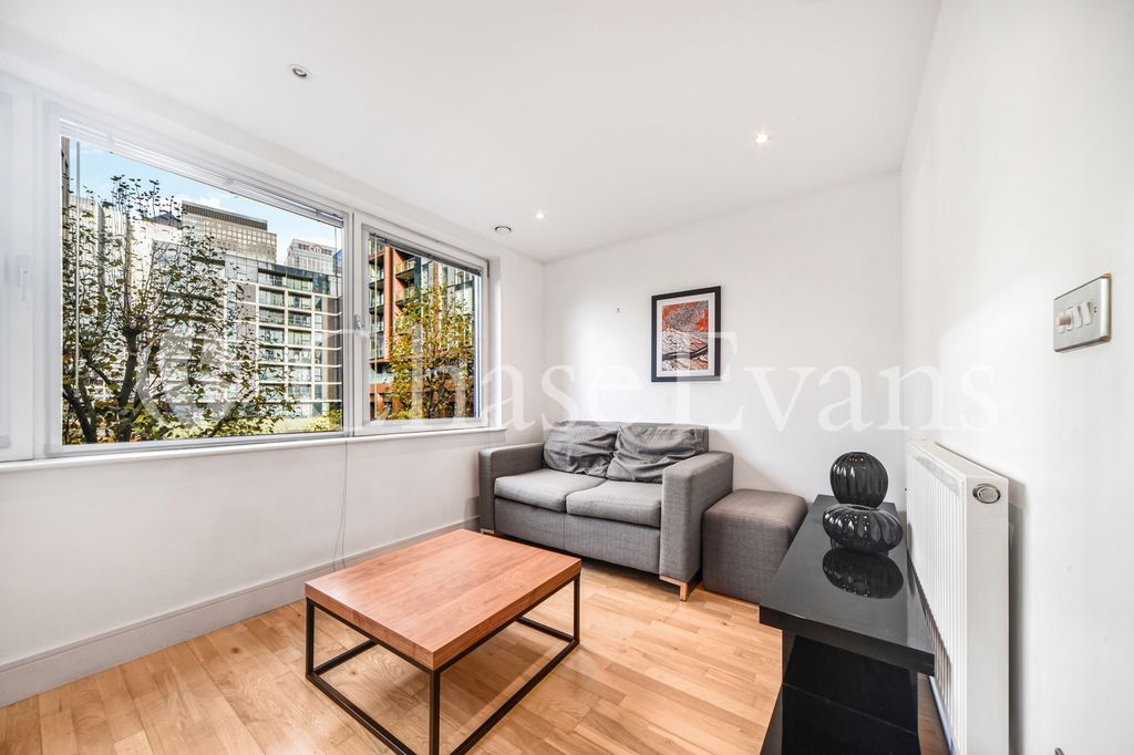 Property photo 1 of 14 Living