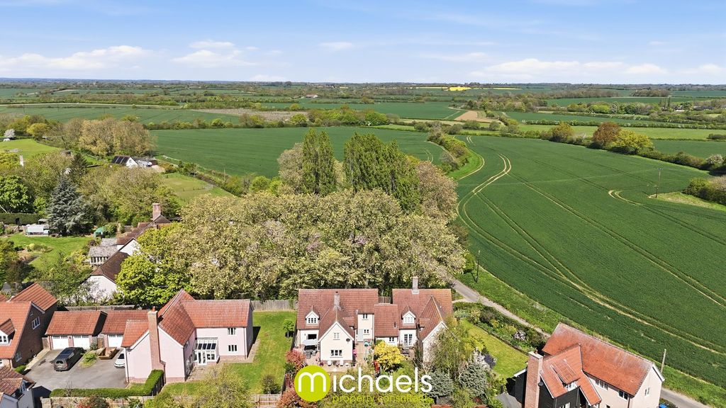 Property photo 2 of 44