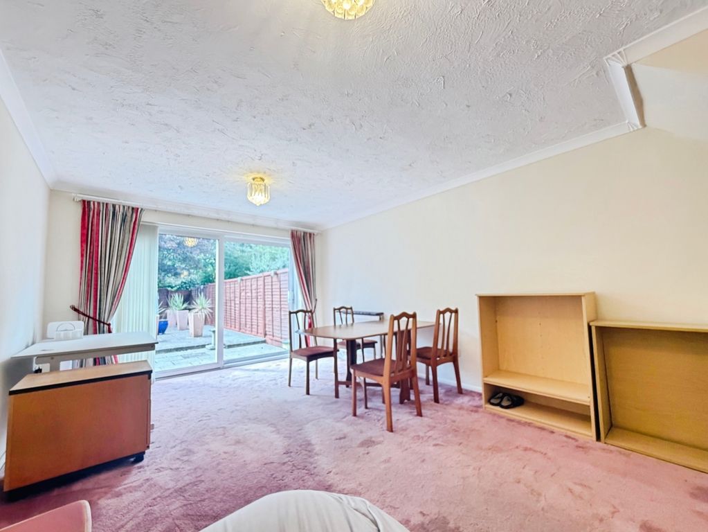 Property photo 3 of 12 Pbox-Img.Jpg
