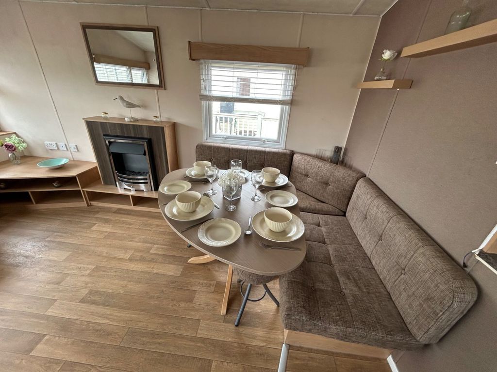 Property photo 3 of 8 Delta Resort Plus 2014 Car0028654 109854034.Jpeg