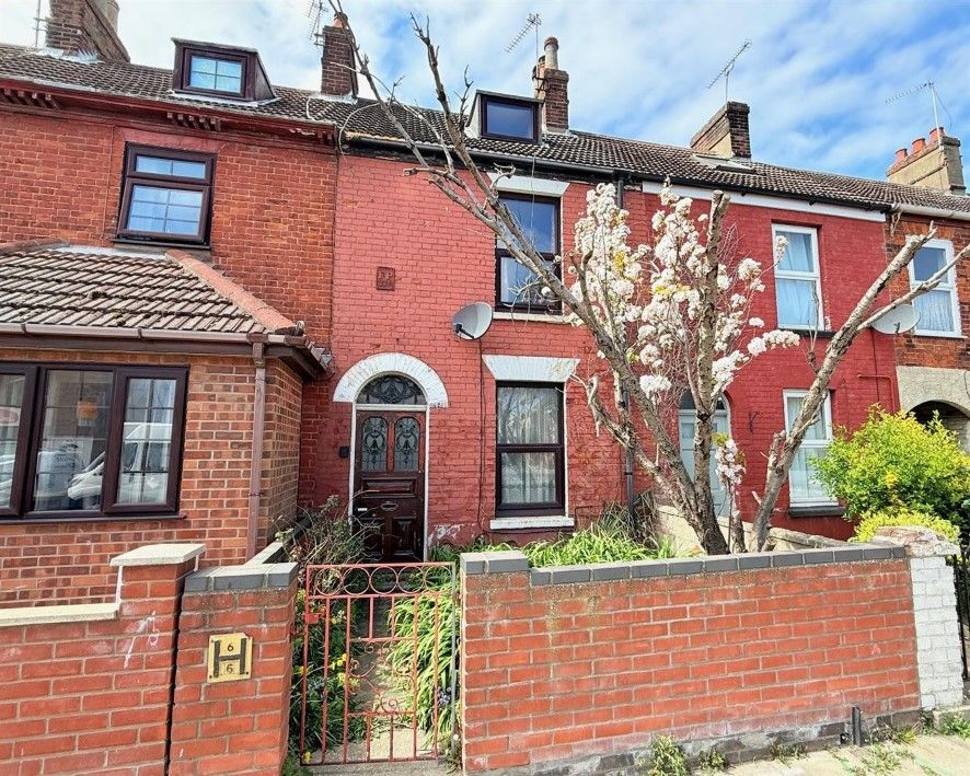 Property photo 1 of 7