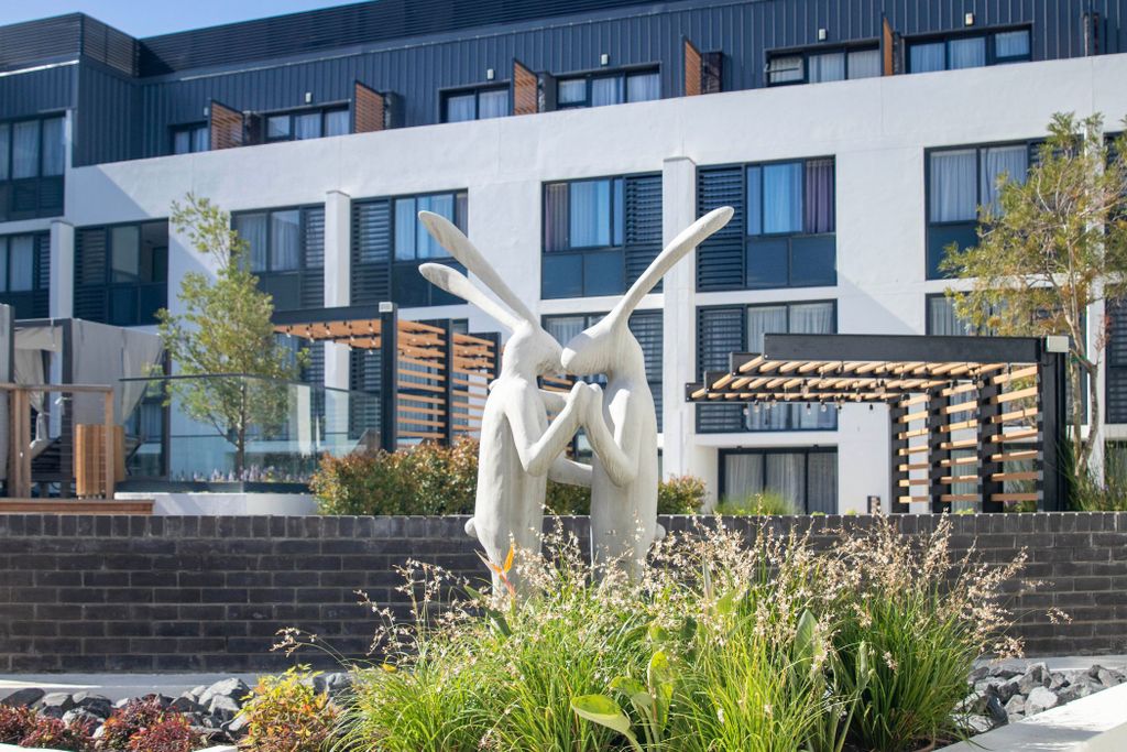 Property photo 3 of 77 St1718692