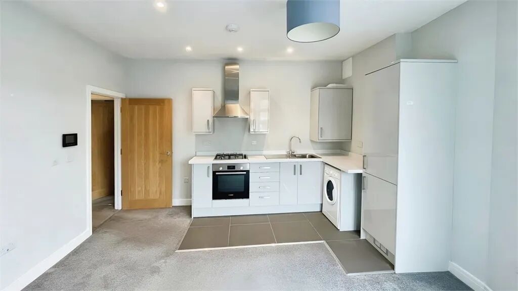 Property photo 3 of 12 Picture 3