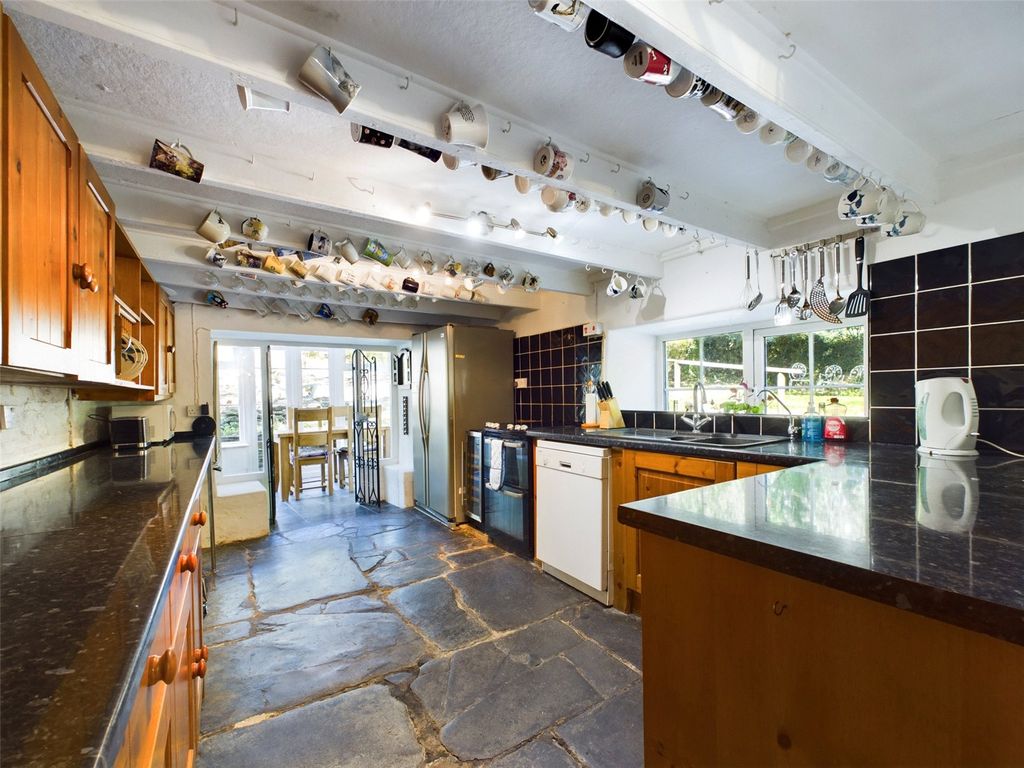 Property photo 3 of 18 Picture No. 03